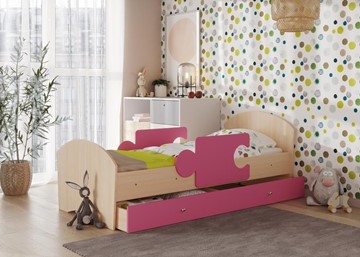 Детская кровать с бортиками и ящиком Мозайка, корпус Млечный дуб/фасад Розовый (ламели) в Грозном