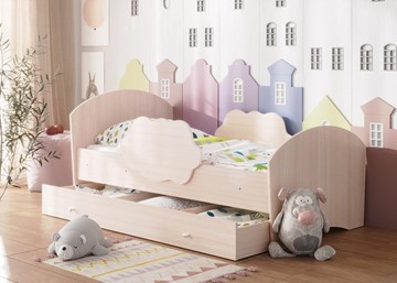 Детская кровать с бортиками Тучка с ящиком, корпус Дуб млечный, фасад Дуб млечный в Грозном