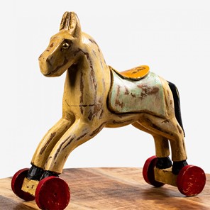 Фигура лошади Читравичитра, brs-019 в Грозном